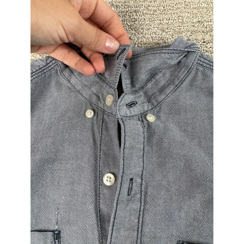 Levis Mens Modern Fit Blue Chambray Button Down Shirt Long Sleeve Size M